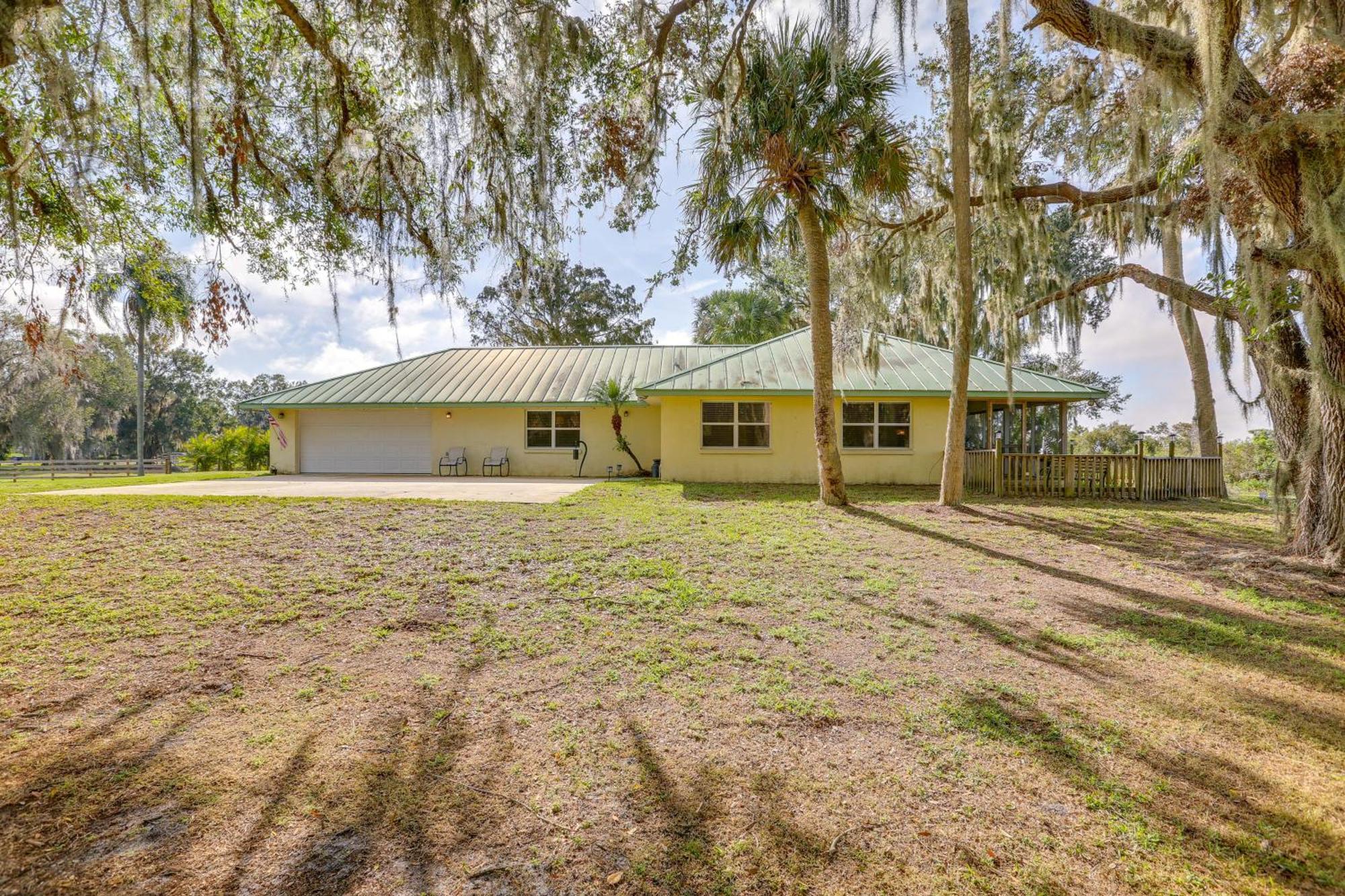 סברינג Lush Lorida Home On Lake Istokpoga מראה חיצוני תמונה